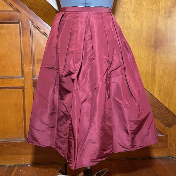 Tibi - Women's Silk Burgundy Pleated Midi Skirt - Size 10 - Pre-owned - Picture 2 of 9